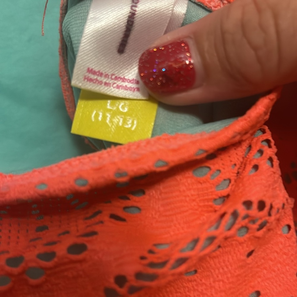 Bathing suit - Picture 2 of 3